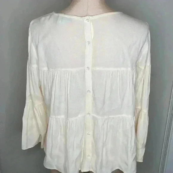 MADEWELL Cream Teared  Button Back Blouse Womens Size Medium - Picture 4 of 7